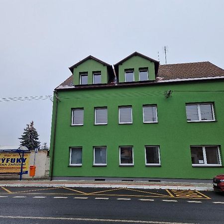 Penzion Dubi - Ruska 393 - 110 Luaran gambar